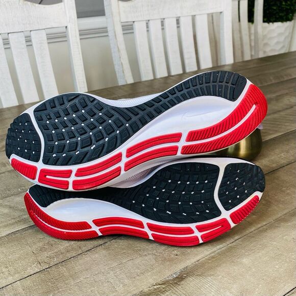 Nike Air Zoom Pegasus 37 “Atlanta Falcons” Men's Size 8 - Picture 6 of 6